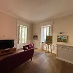 Central, Elegant, Quiet