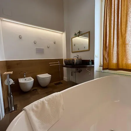 Daire Central, Elegant, Quiet Salerno