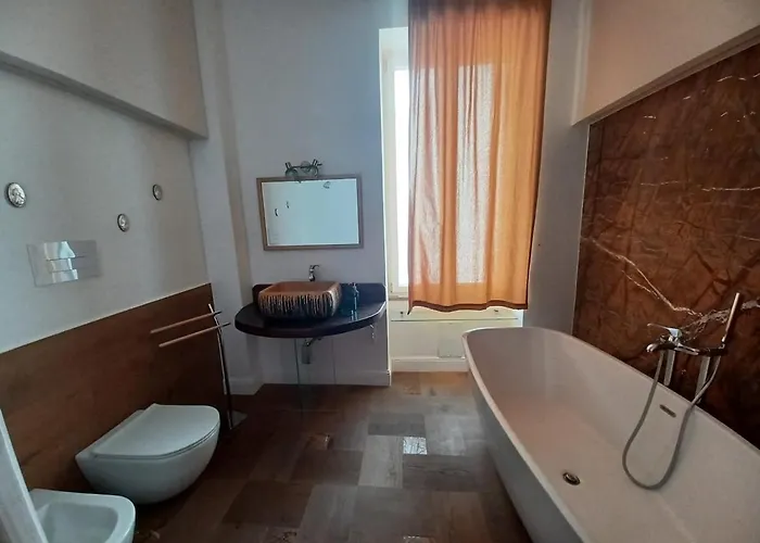 Apartment Central, Elegant, Quiet