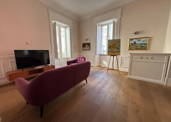 Central, Elegant, Quiet Salerno