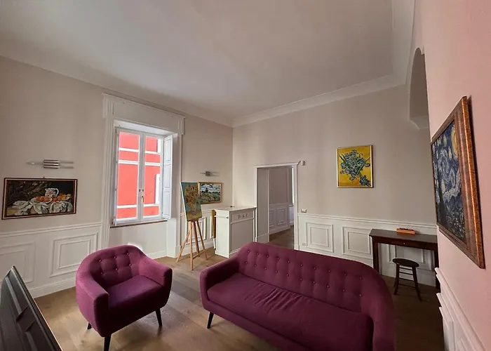 Central, Elegant, Quiet Appartement *