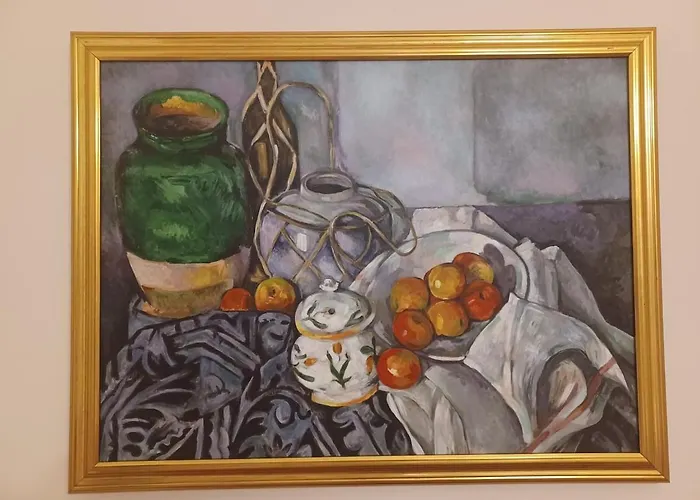 Central, Elegant, Quiet Appartement Salerno